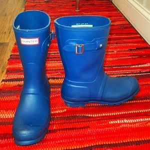 Hunter Original Short Back Adjustable Rain Boot blue size 7
